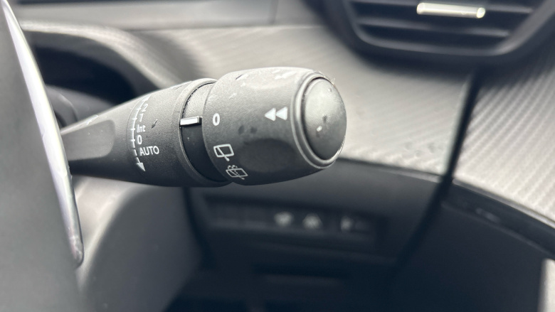 Peugeot 2008 1.2 PureTech 130 Allure 5dr EAT8 Petrol Estate